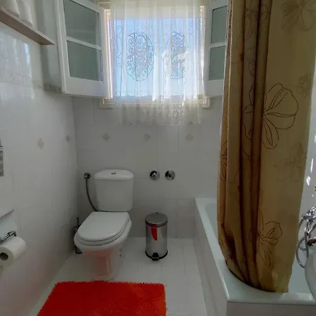 Willa Southern Comfort